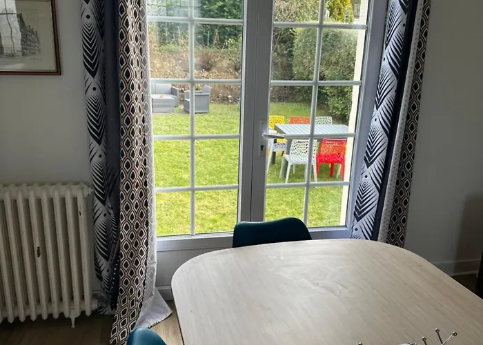 Casa de Férias Le Temps De Vivre - Maison Avec Jardin Proche Deauville